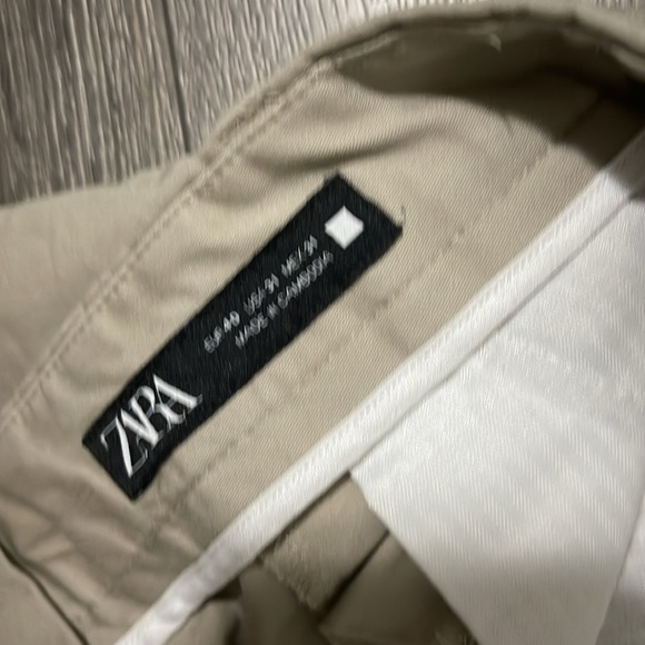 Zara Khaki Dress Pants - Picture 2 of 3